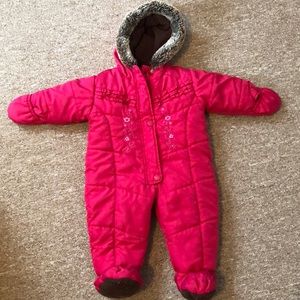 London Fog infant snow suit size 3/6 mos